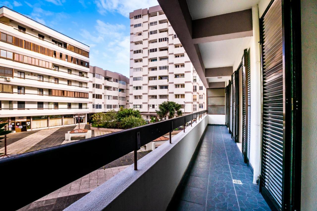 Camoes Apartment By Atlantic Holiday ฟุงชาล ภายนอก รูปภาพ