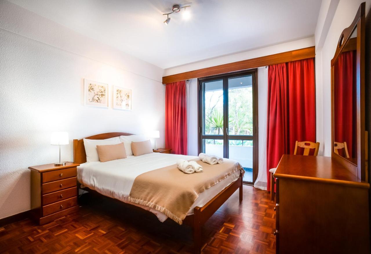 Camoes Apartment By Atlantic Holiday ฟุงชาล ภายนอก รูปภาพ