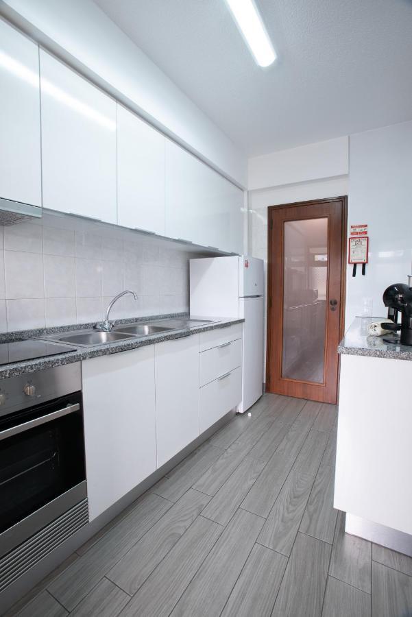 Camoes Apartment By Atlantic Holiday ฟุงชาล ภายนอก รูปภาพ